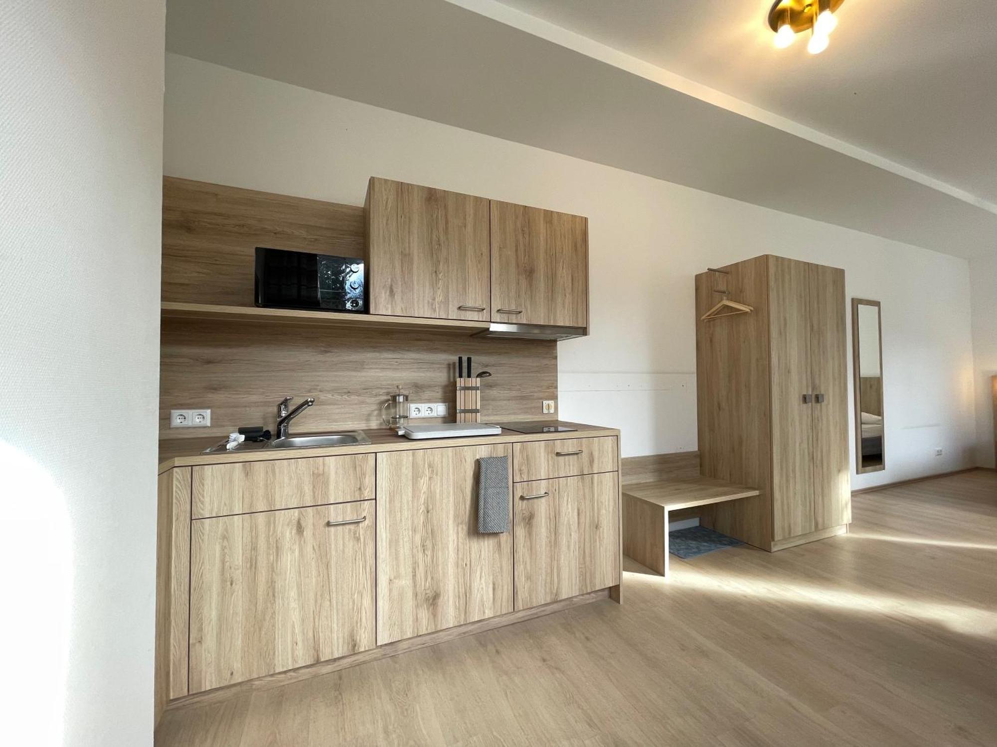أولم Hotel Am Roemerplatz المظهر الخارجي الصورة